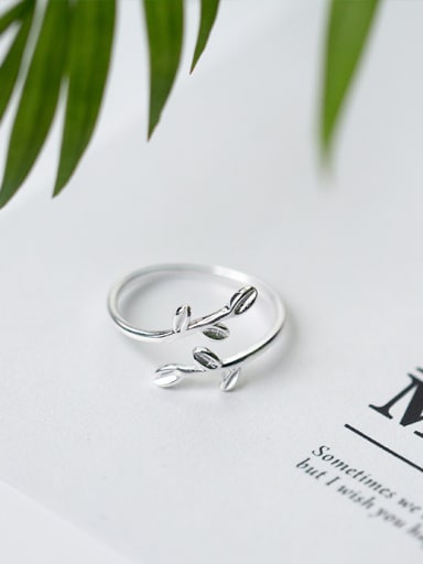 Exquisite Open Design S925 Silver Leaf Ring
