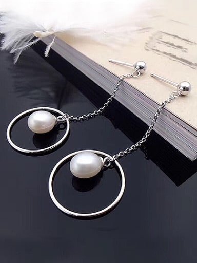 Fashion Oblate Freshwater Pearl Loop drop earring