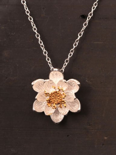 Lotus Flower Women Clavicle Necklace