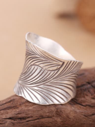 Retro style Leaf-etched Handmade Ring