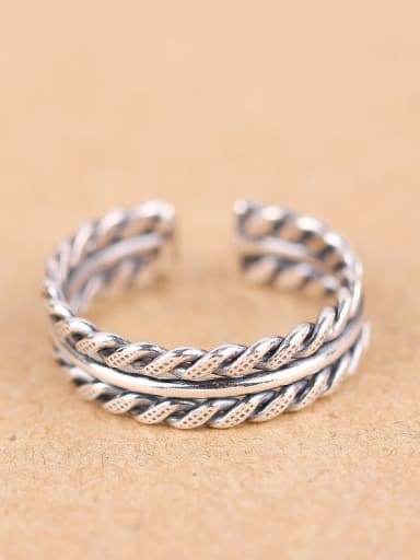 Retro Twisted Pattern Opening Stacking Ring