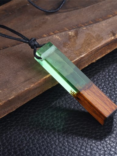 Adjustable Length Square Shaped Resin Sweater Necklace