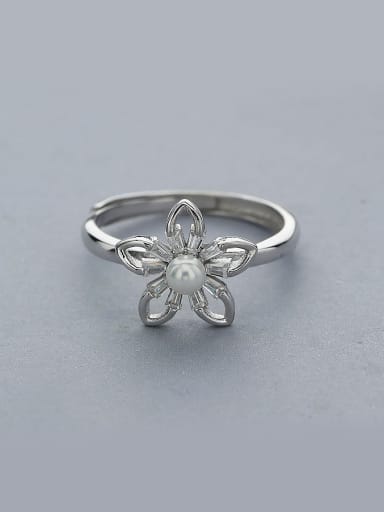 925 Silver Flower Shaped Pearl Ring