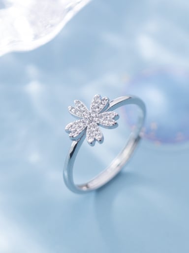 925 Sterling Silver With Platinum Plated Simplistic Flower Band Rings