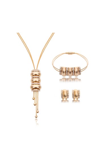 2018 2018 2018 Alloy Imitation-gold Plated Fashion Rhinestones Three Pieces Jewelry Set