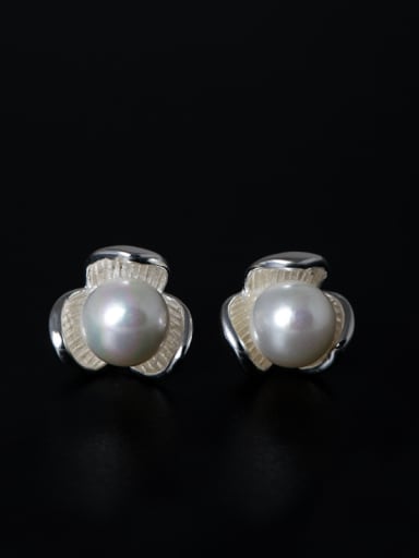 Simple Shell Pearl Little Flower 925 Silver Stud Earrings
