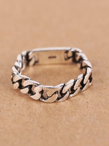 Personalized Chain shaped Pentagon Midi Ring