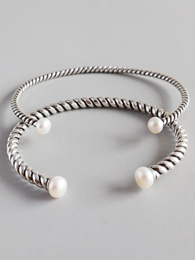 Pure Silver Designer freshwater pearl twist bracelet