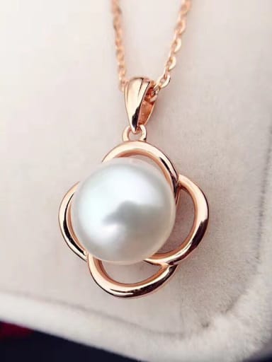 2018 2018 Freshwater Pearl Hollow Flower Necklace