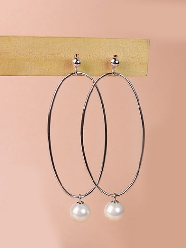 Exaggerated Oval Freshwater Pearl Earrings