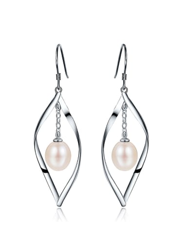 Women Elegant Pearl Drop Earrings