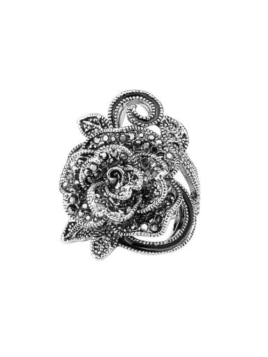 Retro style Exaggerated Carved Flower Alloy Ring