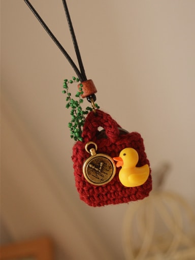 Lovely Women Duck Shaped Necklace