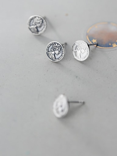 925 Sterling Silver With Silver Plated Personality Circle portrait Stud Earrings