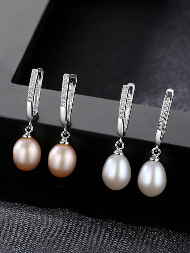 Sterling silver with AAA zircon 8-9mm Natural Freshwater Pearl Earrings