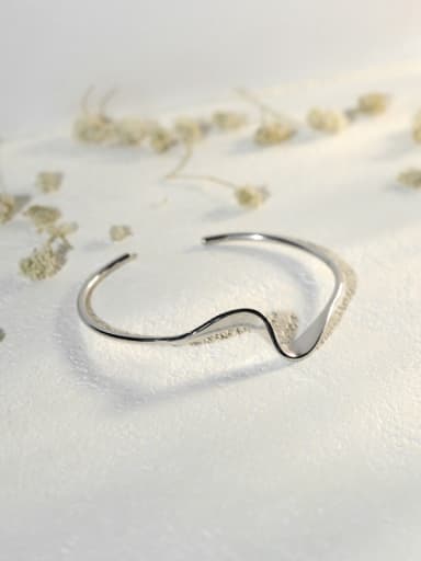 Simple Wave Silver Opening Bangle