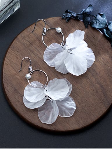 Elegant Flower Shaped S925 Silver Artificial Pearl Drop Earrings