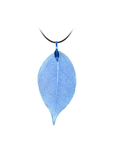 Creative Leaf Shaped Artificial Leather Necklace