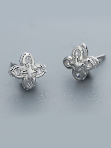 Delicate 925 Silver Flower Shaped Earrings