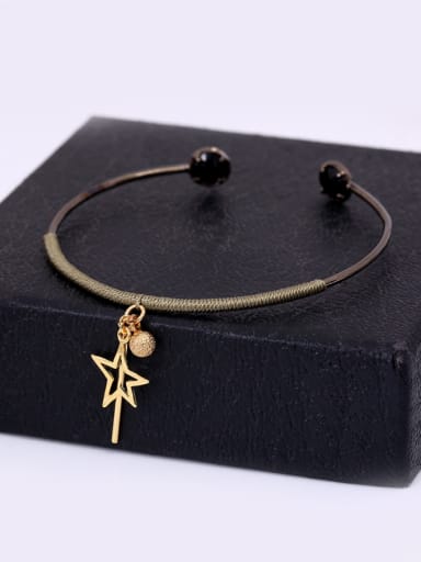 Personality Open Design Star Shaped Bangle