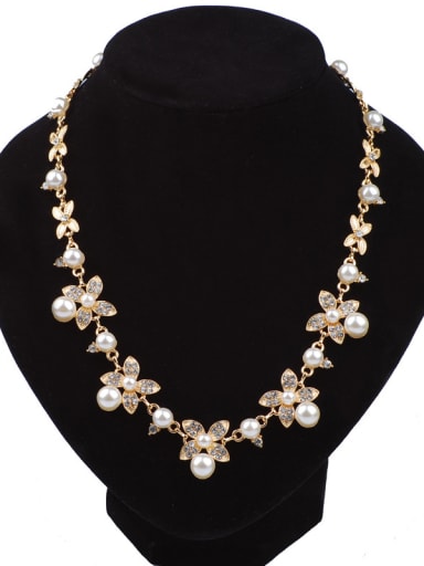 Fashion Gold Plated Flowers Imitation Pearls Alloy Necklace
