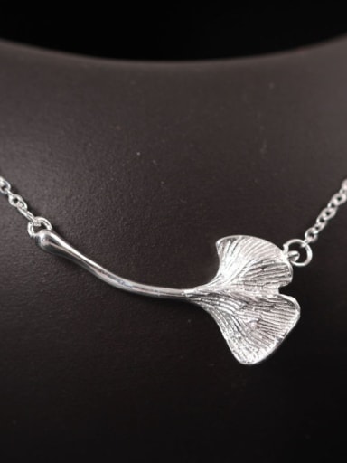 Natural Ginkgo Leaves Pendant Clavicle Necklace