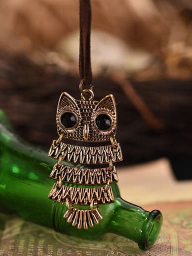 Unisex Exquisite Owl Shaped Necklace