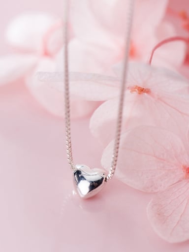 925 Sterling Silver With Silver Plated Simplistic Heart Necklaces