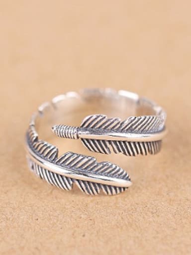 Retro Feather Opening band ring