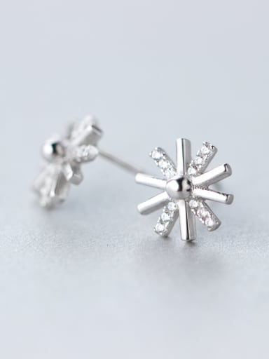 Fashion Snowflake Shaped Rhinestones Silver Stud Earrings