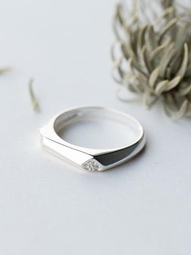 Elagent Geometric Shaped Single Rhinestone Silver Ring