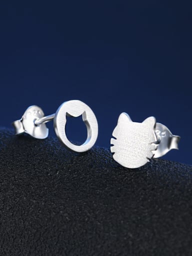 Simple Asymmetrical Kitten 925 Sterling Silver Stud Earrings