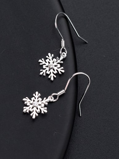 925 Sterling Silver With Platinum Plated Fashion snowflake Hook Earrings