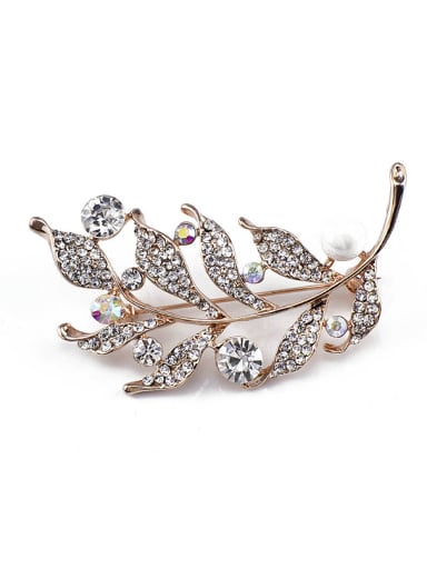 2018 Flower-shaped Pearl Crystals Brooch
