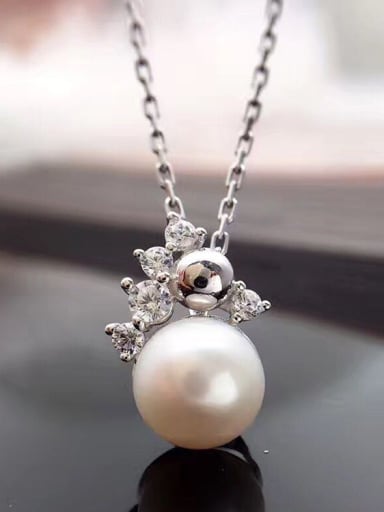 Fashion Freshwater Pearl Zircon Necklace