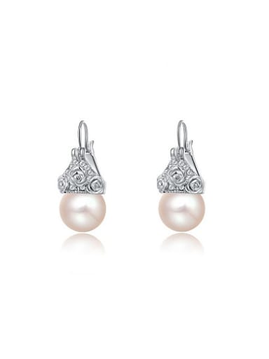 Elegant Geometric Shaped Pearl Clip On Earrings