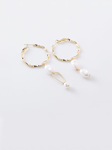 Alloy With Imitation Gold Plated Simplistic Round Drop Earrings