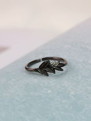 Retro Black Leaf Silver Ring