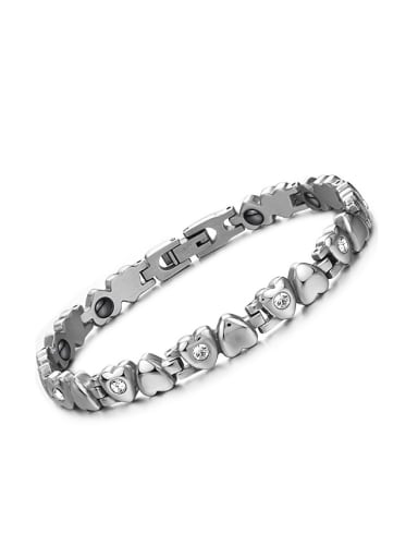 Fashion Cubic Rhinestones Little Heart shaped Titanium Bracelet