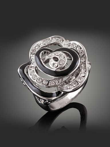 Fashion Cubic Rhinestones-studded Flower Alloy Ring