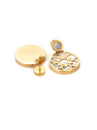 The New European And The United States Retro Titanium Flower stud Earring