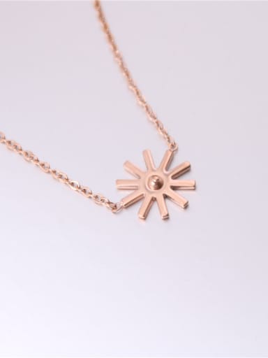 Daisy Flower Pendant Clavicle Necklace