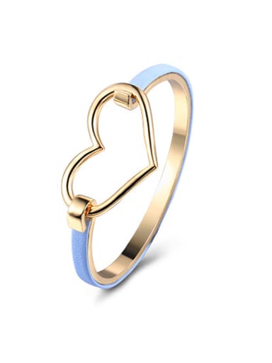 Temperament Light Blue Leather Heart Shaped Bangle