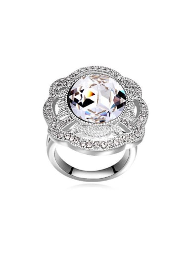Exaggerated Round austrian Crystals Alloy Ring