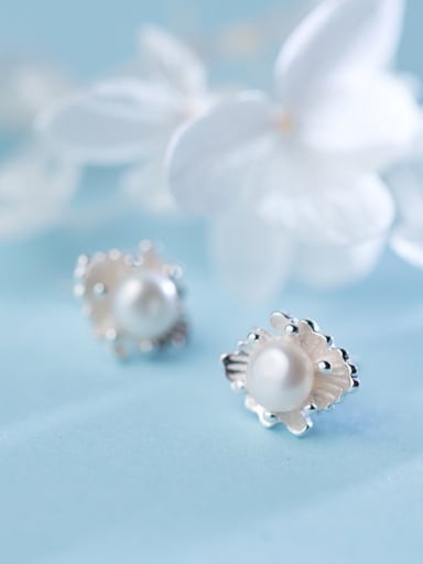 All-match Flower Shaped Artificial Pearl Silver Stud Earrings