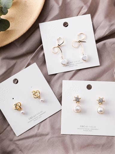 Alloy With Gold Plated Trendy Bowknot Imitation Pearl Drop Earrings