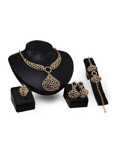 2018 2018 2018 2018 2018 2018 Alloy Imitation-gold Plated Vintage style Rhinestones Hollow Four Pieces Jewelry Set