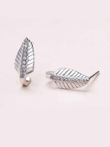 Exquisite Leaf Shaped stud Earring