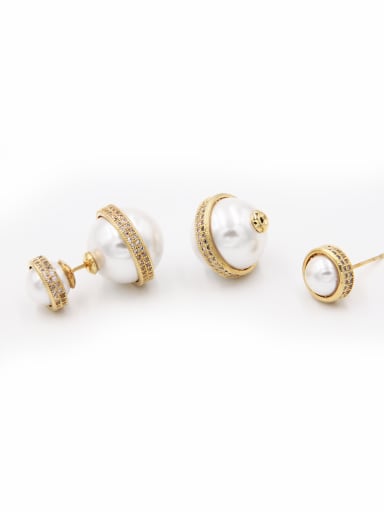 Model No LYE305242C-001 The new  Copper Zircon Round Studs stud Earring with Gold