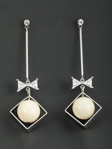 Platinum Plated Round Pearl White Drop drop Earring